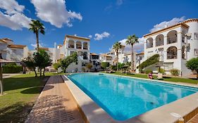 Cb Living - Cozy Condo With Patio, Playa Flamenca